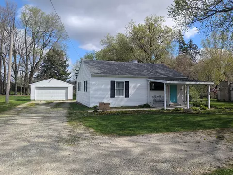 1042 Willow Rd, Springfield, OH 45502