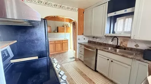 Kitchen - 452 N Bechtle Ave, Springfield, OH 45504 photo 3 of 3