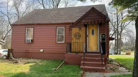 Exterior - 452 N Bechtle Ave, Springfield, OH 45504 photo 2 of 3