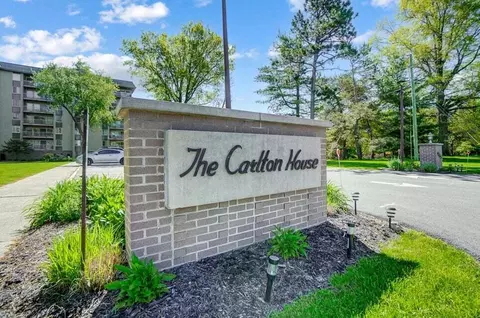 1755 Shawnee Rd #207, Lima, OH 45805