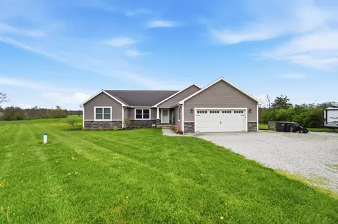 17138 National Rd, Wapakoneta, OH 45895