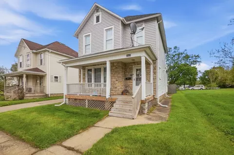 Exterior - 1823 Edwards Ave, Springfield, OH 45503 photo 1 of 7