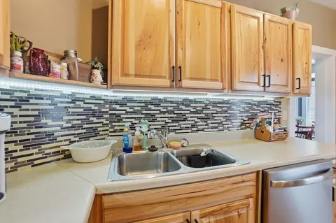 Kitchen - 1823 Edwards Ave, Springfield, OH 45503 photo 4 of 4