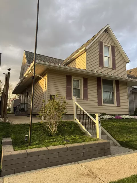 720 Columbia St, Saint Marys, OH 45885