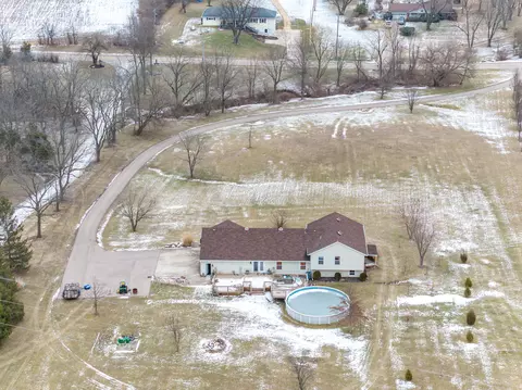 View/Area - 929 N Tecumseh Rd, Springfield, OH 45504 photo 10 of 12