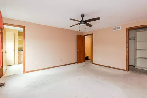 Bedroom - 929 N Tecumseh Rd, Springfield, OH 45504 photo 2 of 6