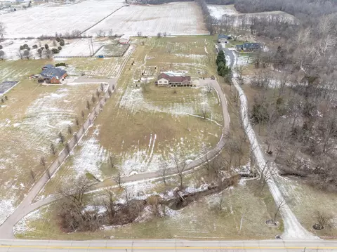 View/Area - 929 N Tecumseh Rd, Springfield, OH 45504 photo 2 of 12