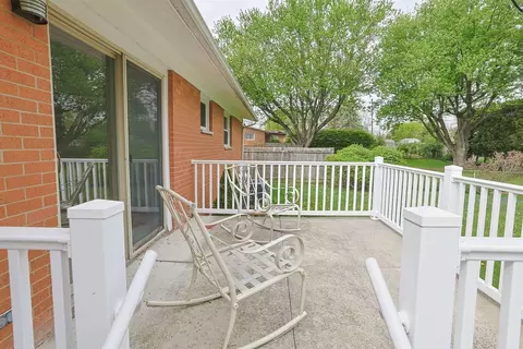 Exterior - 452 Cookston Ave, Springfield, OH 45503 photo 4 of 9