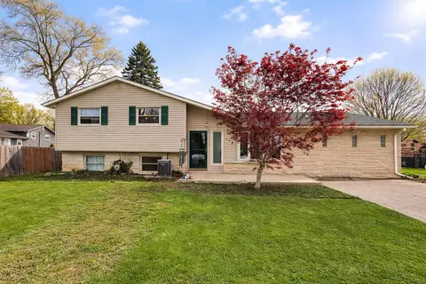 448 Ontario Ave, Bellefontaine, OH 43311