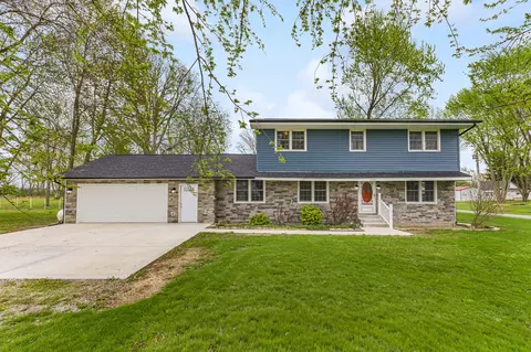 23634 Center St, Raymond, OH 43067