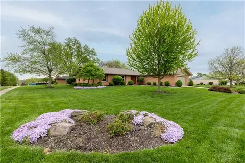 7200 Haer Dr, Dayton, OH 45414