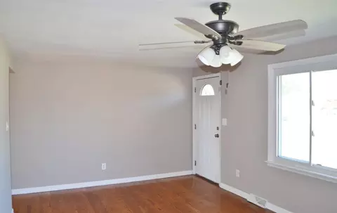 Living - 4642 Laredo St, Springfield, OH 45503 photo 1 of 4