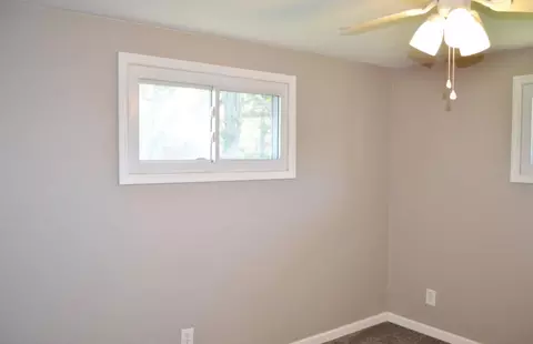 Bedroom - 4642 Laredo St, Springfield, OH 45503 photo 7 of 8