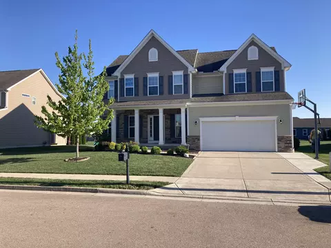 1144 Red Maple Dr, Troy, OH 45373