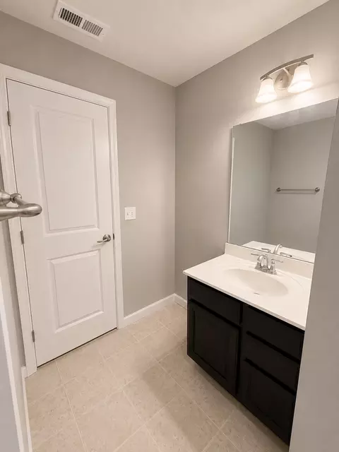 Bath - 1144 Red Maple Dr, Troy, OH 45373 photo 8 of 8