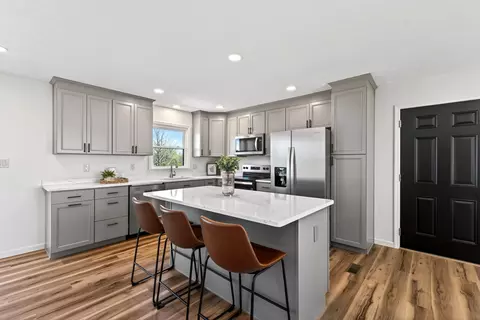 Kitchen - 2430 Myers Rd, Springfield, OH 45502 photo 2 of 5