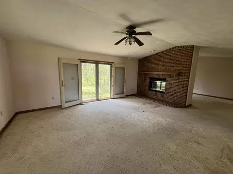 Living - 17300 Lock Two Rd, Botkins, OH 45306 photo 5 of 16