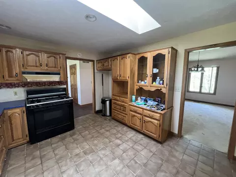 Kitchen - 17300 Lock Two Rd, Botkins, OH 45306 photo 1 of 4