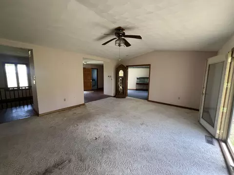 Living - 17300 Lock Two Rd, Botkins, OH 45306 photo 2 of 16