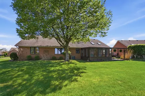 Exterior - 1738 Berwick Dr, Springfield, OH 45503 photo 10 of 15