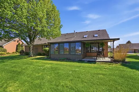 Exterior - 1738 Berwick Dr, Springfield, OH 45503 photo 11 of 15