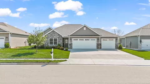 1151 Parklawn Ct, Troy, OH 45373