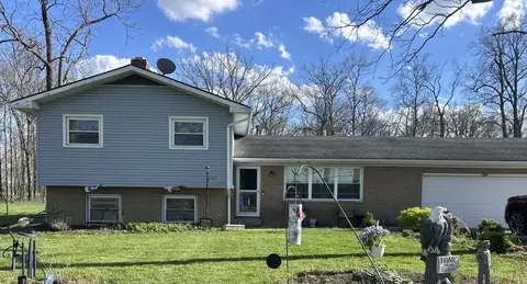 8386 St Rt 185, Bradford, OH 45308