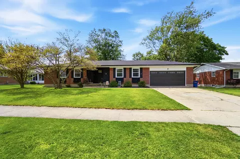 301 Arlington Rd, Brookville, OH 45309