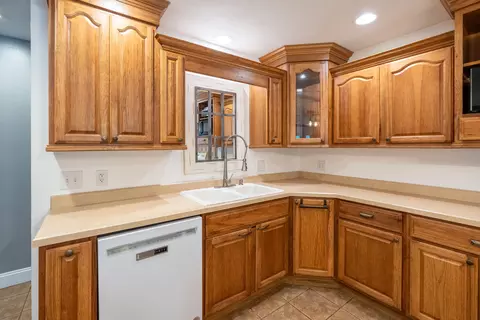Kitchen - 2471 Beechknoll Ct, Centerville, OH 45458 photo 1 of 3
