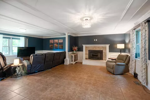 Living - 2471 Beechknoll Ct, Centerville, OH 45458 photo 1 of 2