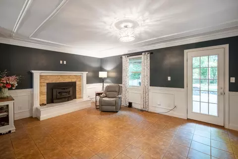 Living - 2471 Beechknoll Ct, Centerville, OH 45458 photo 2 of 2