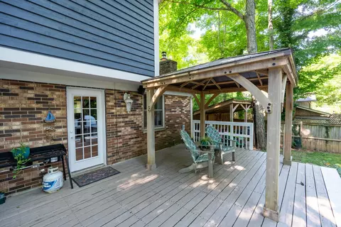Exterior - 2471 Beechknoll Ct, Centerville, OH 45458 photo 8 of 8