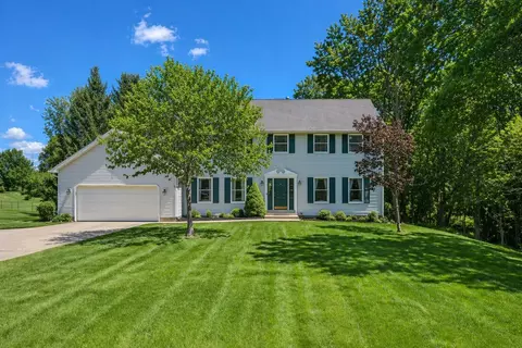 660 W Eva Cir, Springfield, OH 45504