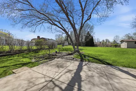 Exterior - 837 Santa Monica Ave, Springfield, OH 45503 photo 4 of 15