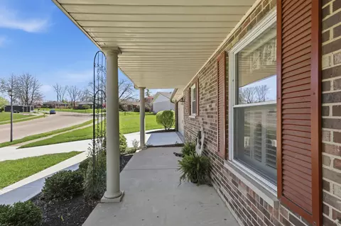 Exterior - 837 Santa Monica Ave, Springfield, OH 45503 photo 3 of 15