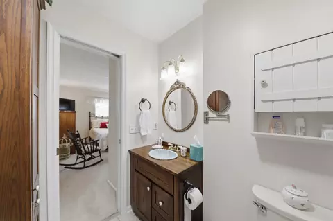 Bath - 837 Santa Monica Ave, Springfield, OH 45503 photo 3 of 6