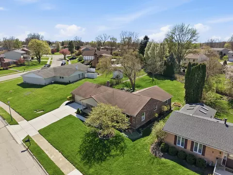 View/Area - 837 Santa Monica Ave, Springfield, OH 45503 photo 4 of 9