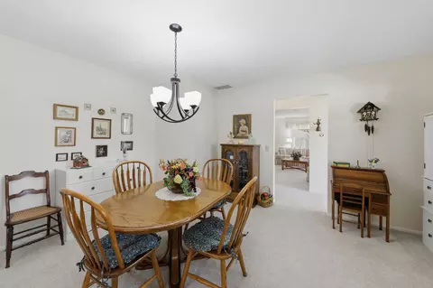 Dining - 837 Santa Monica Ave, Springfield, OH 45503 photo 2 of 2