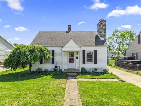 633 Floral Ave, Troy, OH 45373