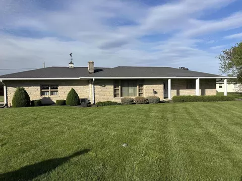 911 E Central St, Union City, OH 45390