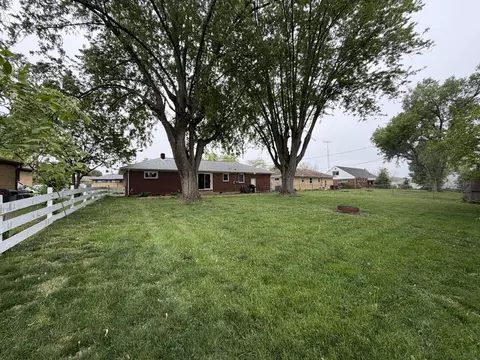 Exterior - 5145 W Ridgewood Rd, Springfield, OH 45503 photo 3 of 6