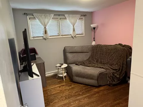 Bedroom - 5145 W Ridgewood Rd, Springfield, OH 45503 photo 1 of 2