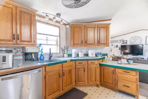 1065 Hazel Nut Ln, Sidney, OH 45365 photo 13