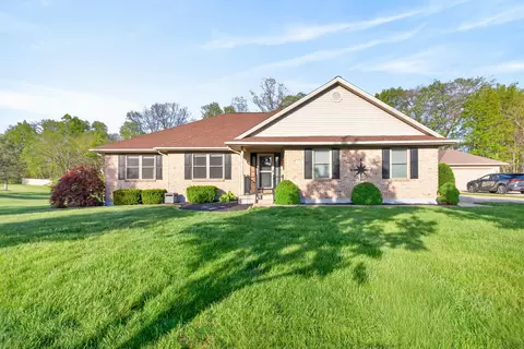Exterior - 570 E Hoewisher Rd, Sidney, OH 45365 photo 2 of 8