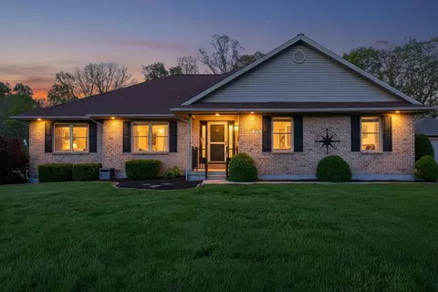 570 E Hoewisher Rd, Sidney, OH 45365