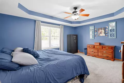 Bedroom - 570 E Hoewisher Rd, Sidney, OH 45365 photo 3 of 7