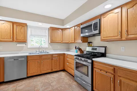 Kitchen - 570 E Hoewisher Rd, Sidney, OH 45365 photo 3 of 3