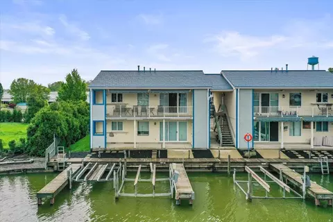 241 Chase Ave #F2, Russells Point, OH 43348
