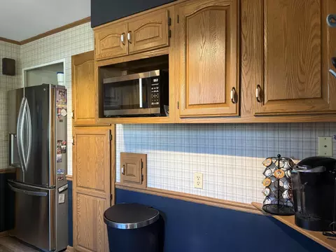Kitchen - 518 Willow St, Celina, OH 45822 photo 3 of 3