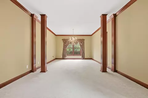 Living - 4185 Stone Bridge Dr, Springfield, OH 45504 photo 1 of 9